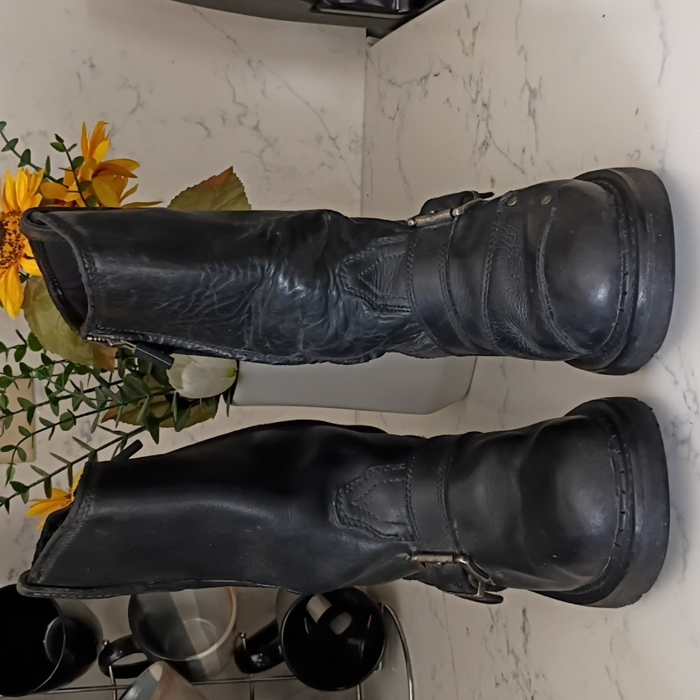 ARIAT Waterproof Men's Boots